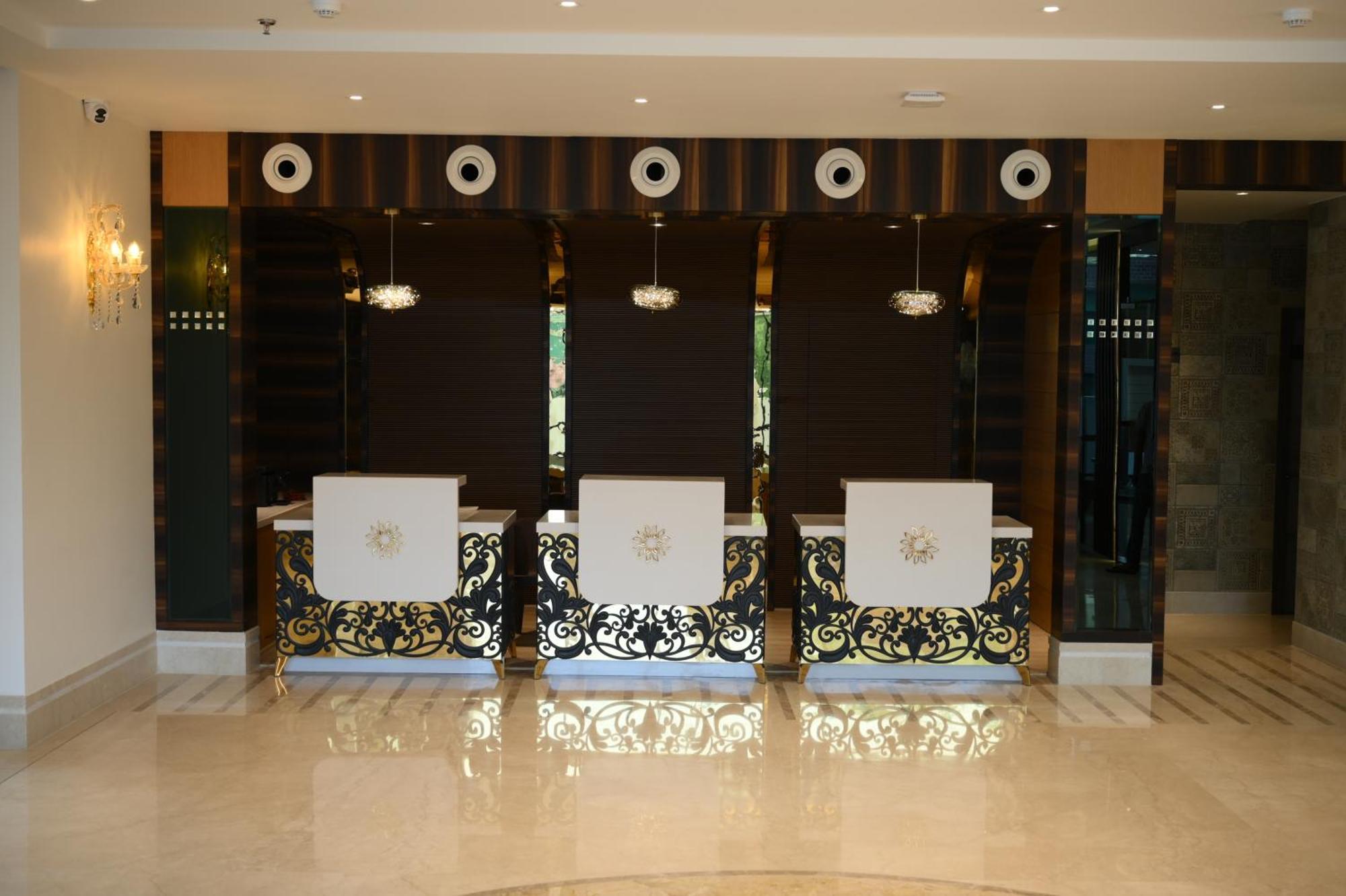 ורנאסי The Mudra Hotel מראה חיצוני תמונה