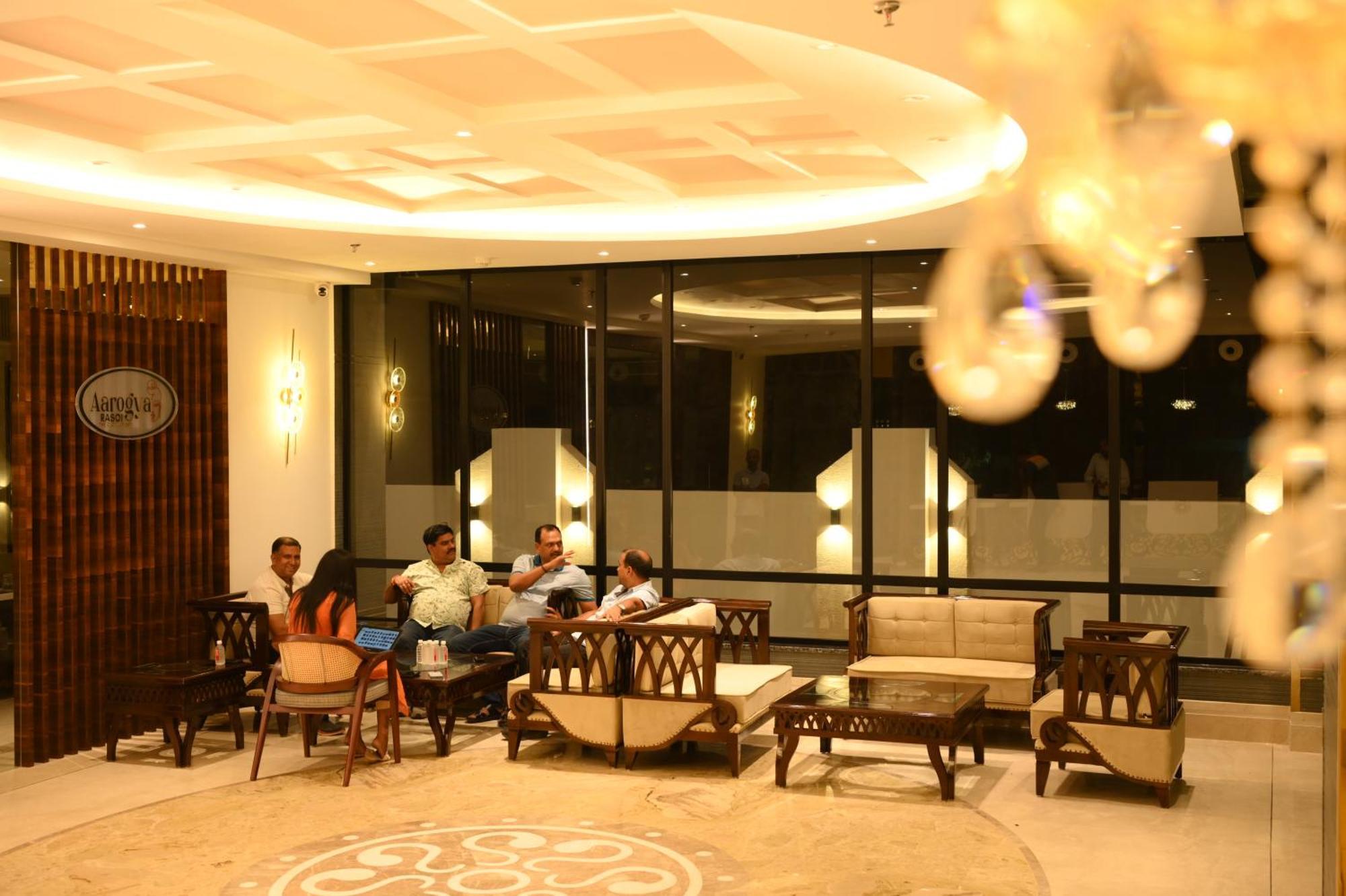 ורנאסי The Mudra Hotel מראה חיצוני תמונה